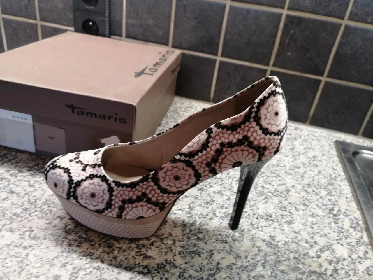 pumps marca tamaris - tamanho 38 – novo – photo 2